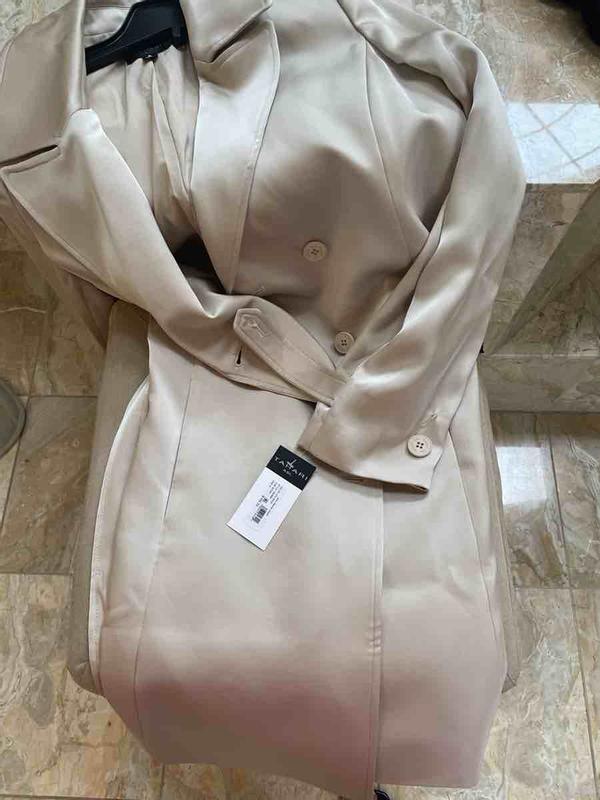 Review Thumbnail Image 0 241657547