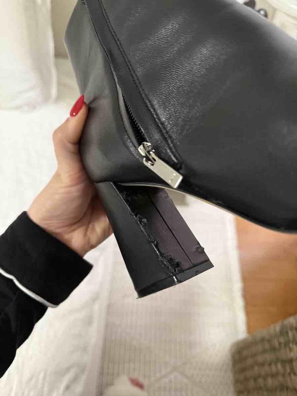 Customer photo for "Cheaply made"