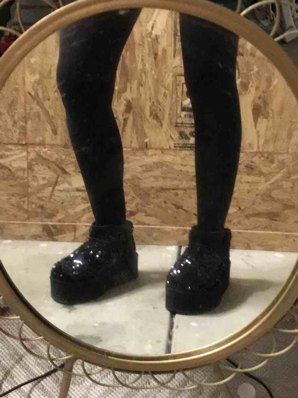 Review Thumbnail Image 3 222472387