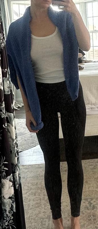Customer photo for "Great Leggings for Casual Wear and Working out"