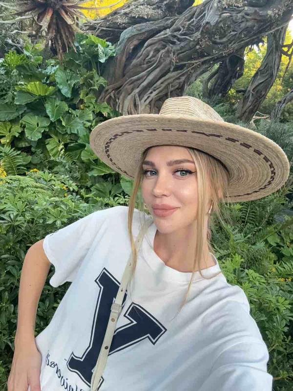 Review Thumbnail Image 2 238334859