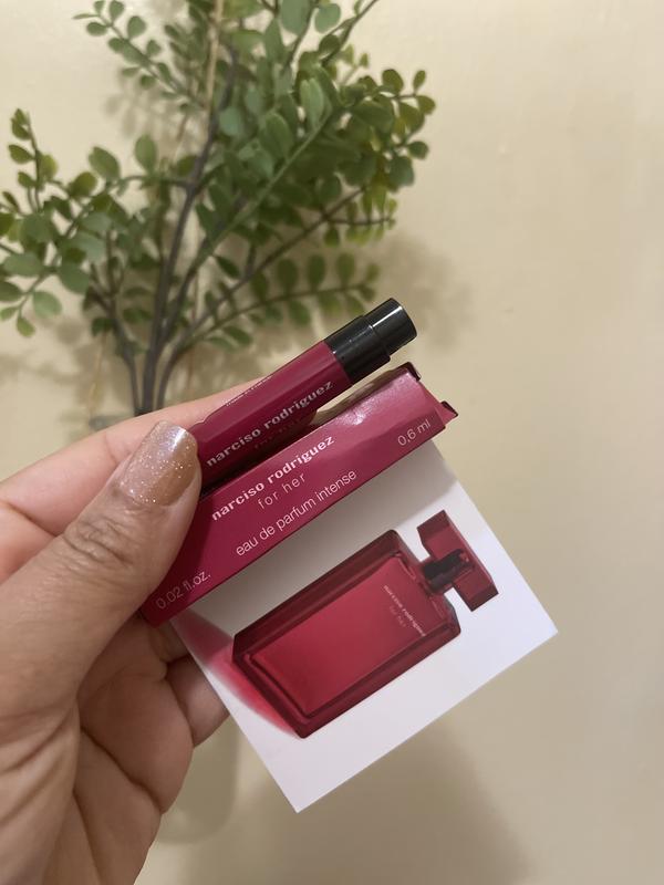 Customer photo for "Elegant and beautiful scent"