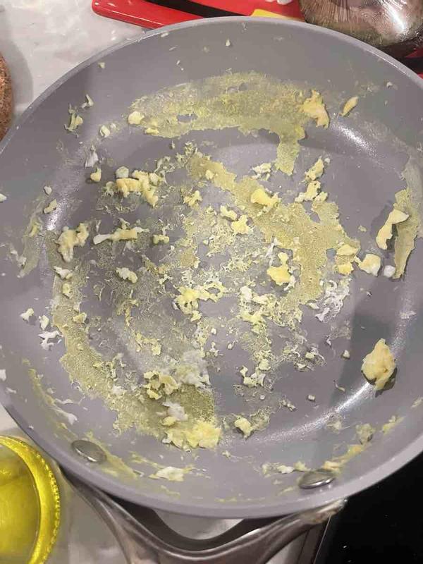 Customer photo for "terrible quality for the price"