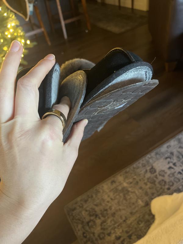 Do better. Super disappointed. And I LOVE Ugg