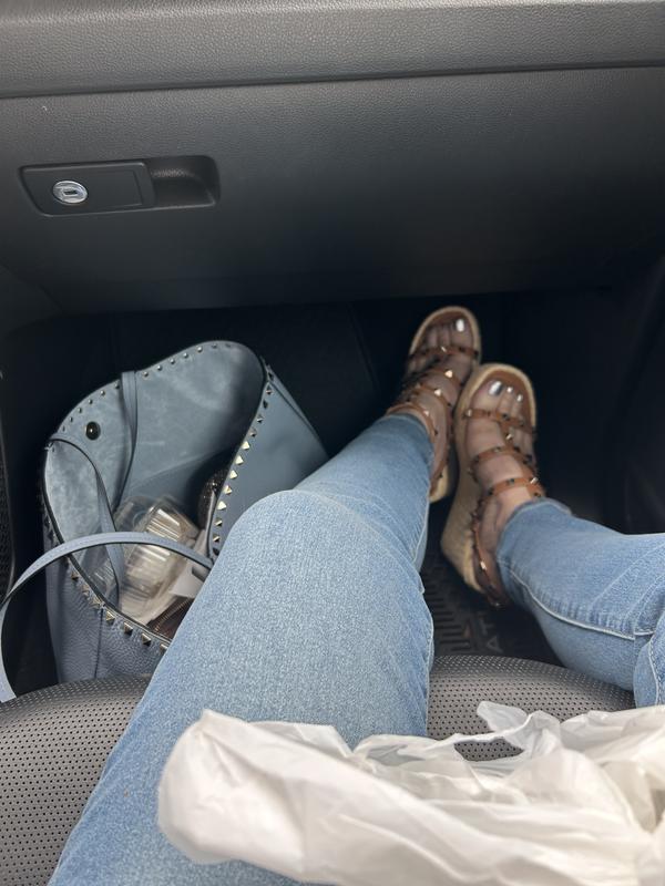 Review Thumbnail Image 0 233379832