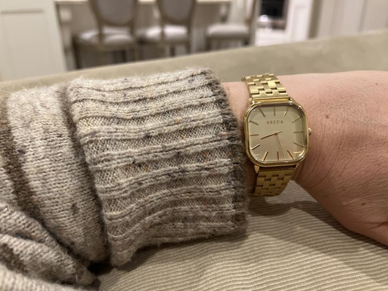 Review Thumbnail Image 0 230553484