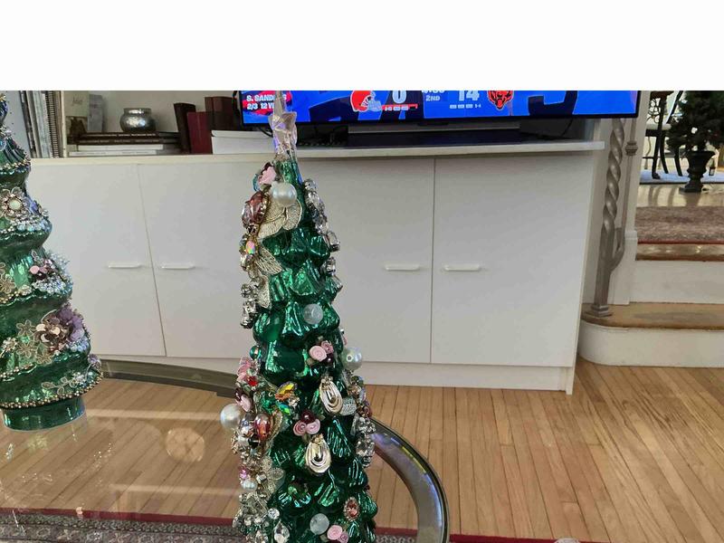 Review Thumbnail Image 0 246637964