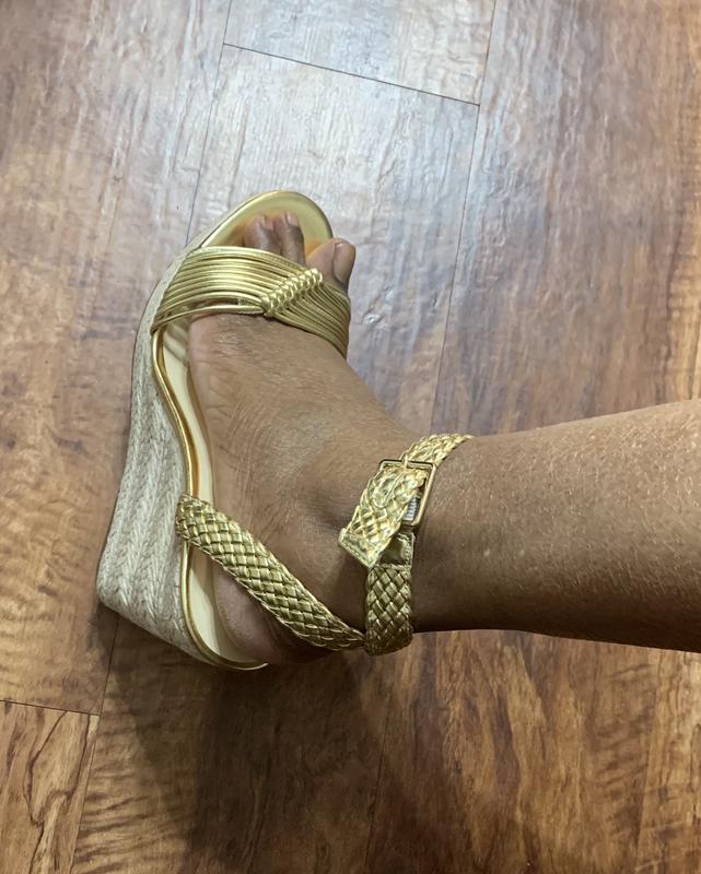 Review Thumbnail Image 2 239965039