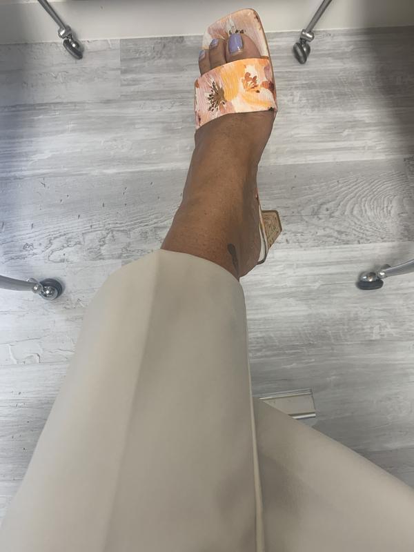 Review Thumbnail Image 0 216836815