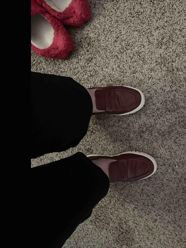 Red, red shoes—