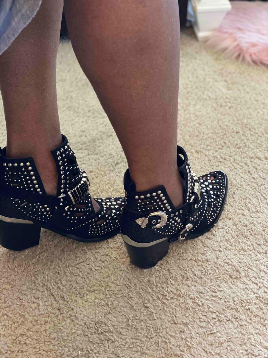 Review Thumbnail Image 0 195612276