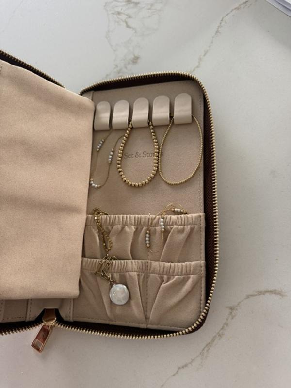 Customer photo for "AMY.T.lovestotravel"