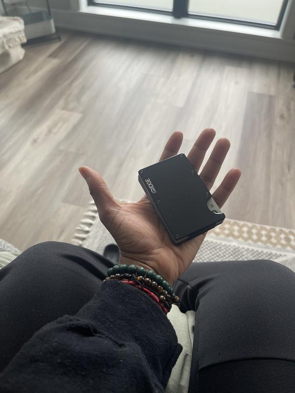Customer photo for "Best wallet"