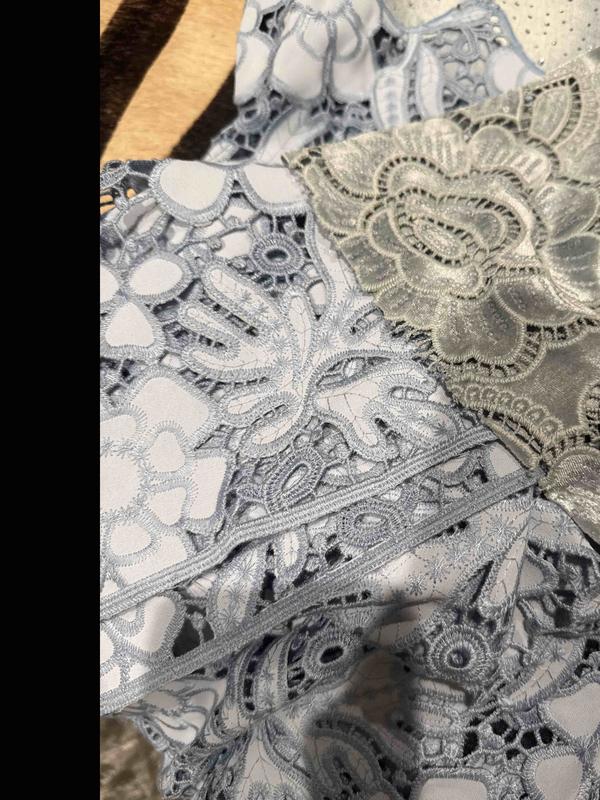 Customer photo for "jeans"