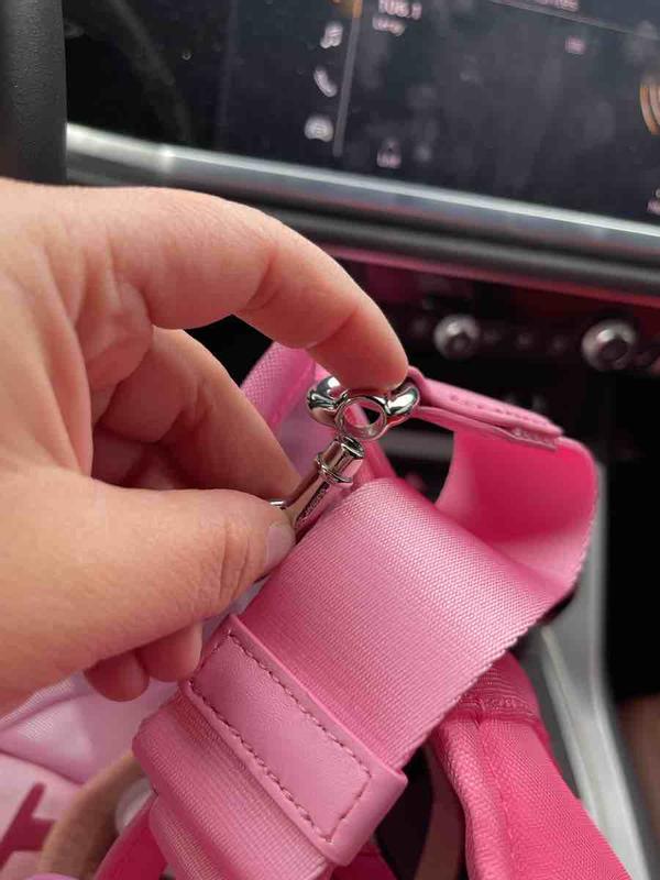 Customer photo for "Bad quality-  shoulder strap"