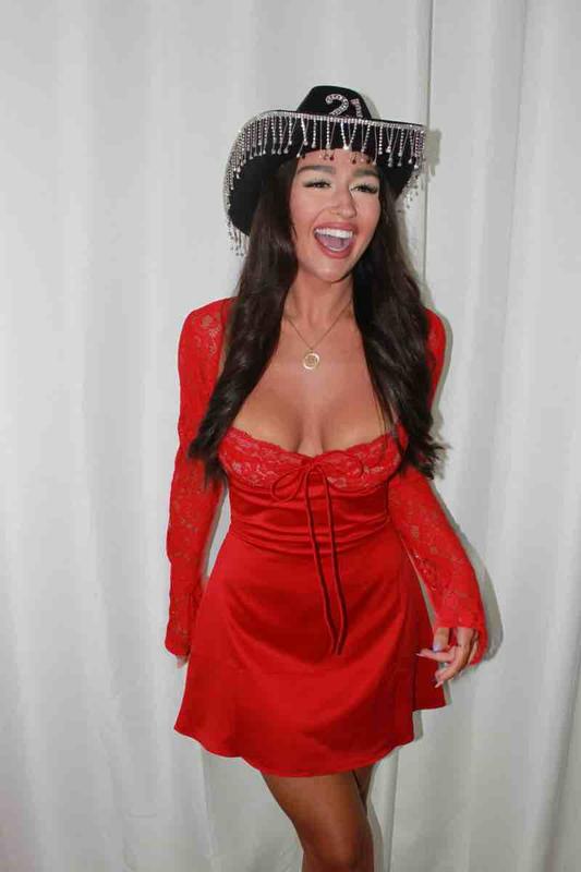 Review Thumbnail Image 2 232951593