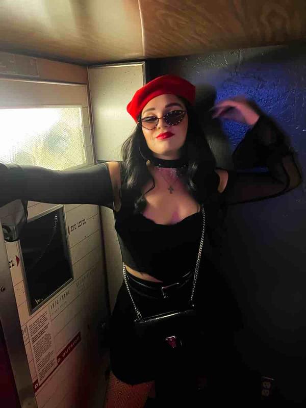 Review Thumbnail Image 0 226952510