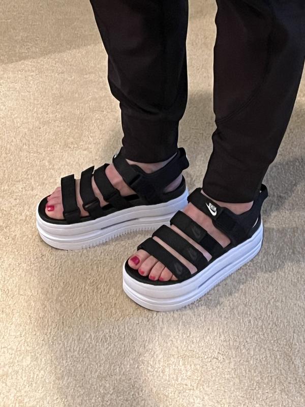 Love my new Nike Icon Classic Sandals!