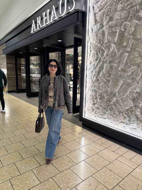 Review Thumbnail Image 0 240574855