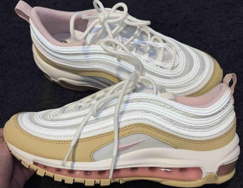 Review Thumbnail Image 0 222656075