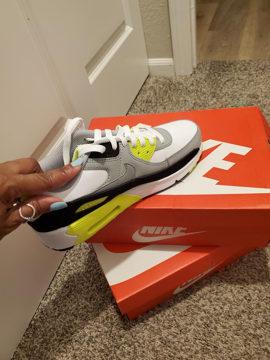 Review Thumbnail Image 0 196373632