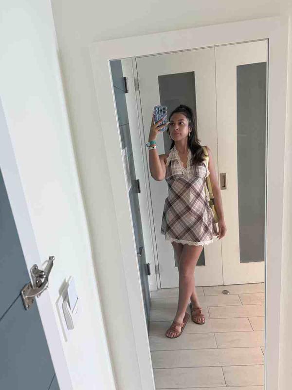 Review Thumbnail Image 0 243919831