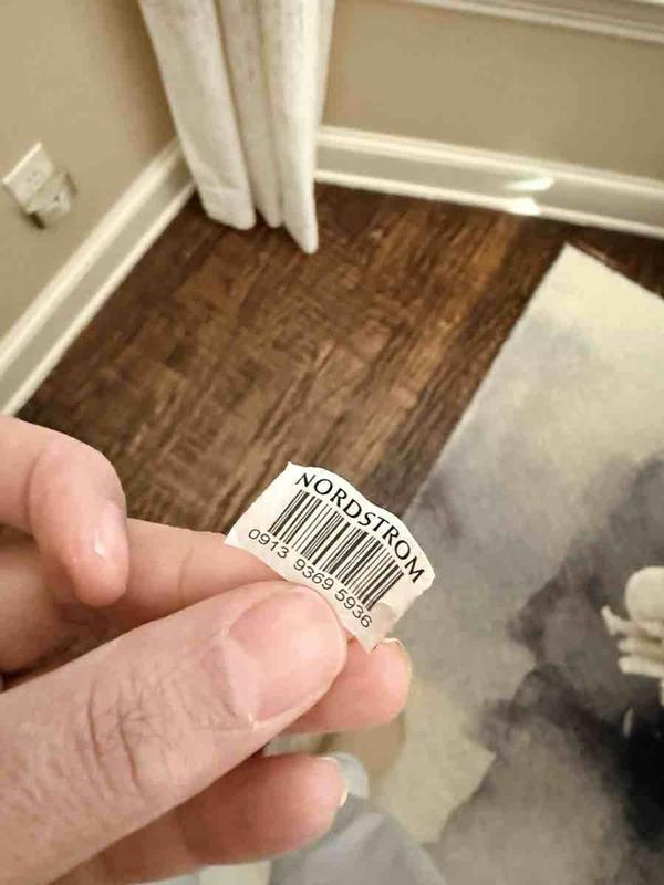 Customer photo for "should be 5 star — but poor handling"