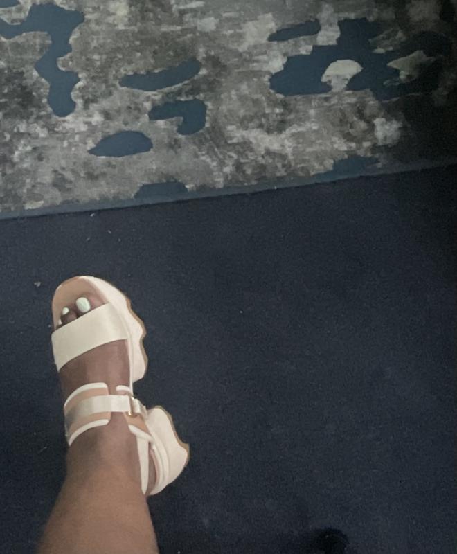 Customer photo for "Love the shoe"