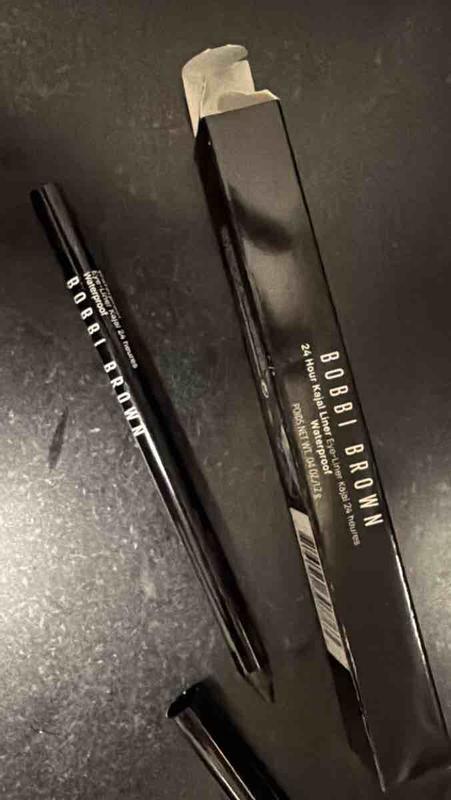 Customer photo for "Beautiful classic long lasting black eyeliner"