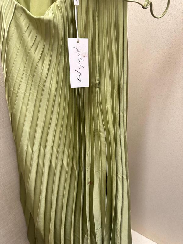 Review Thumbnail Image 4 248952173