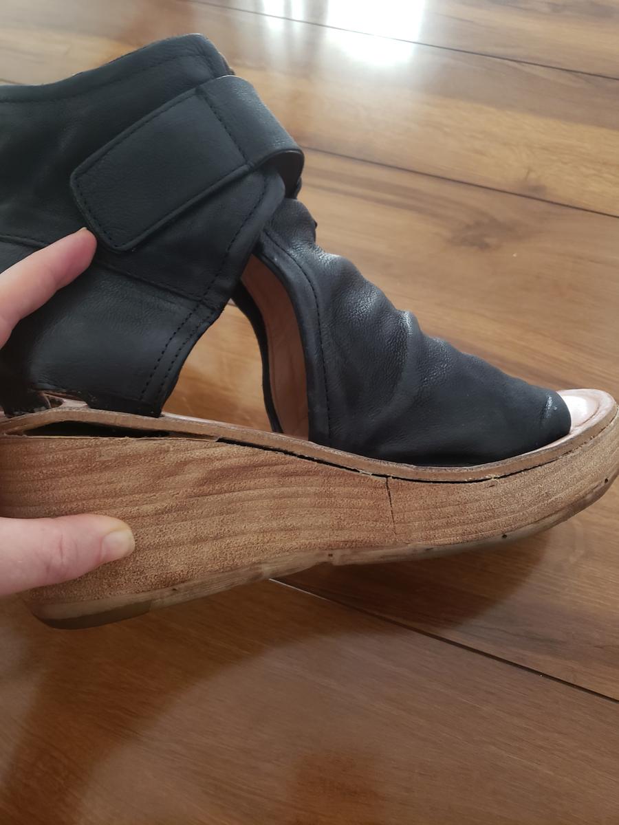 Review Thumbnail Image 0 198829526