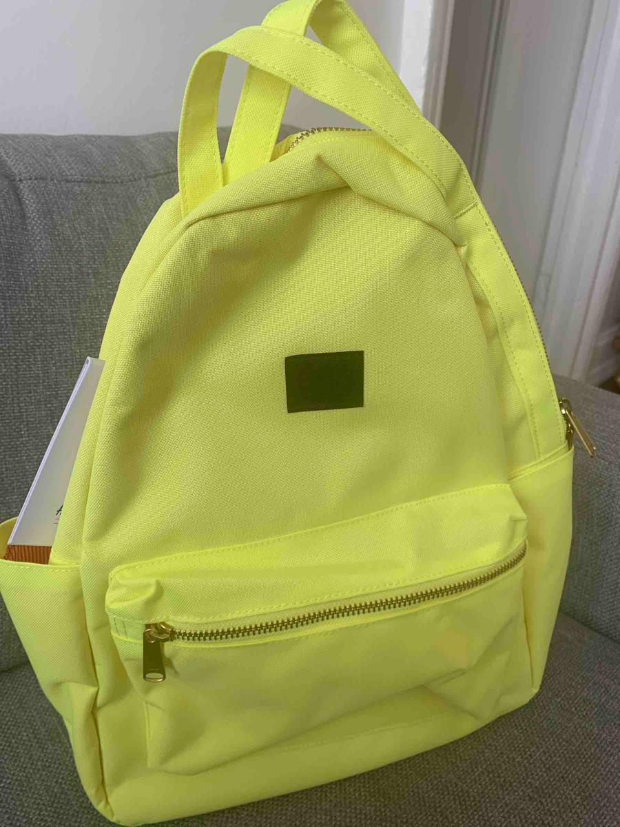 Review Thumbnail Image 0 196382953