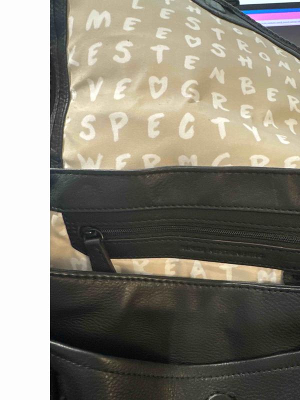 Customer photo for "no leopard print"