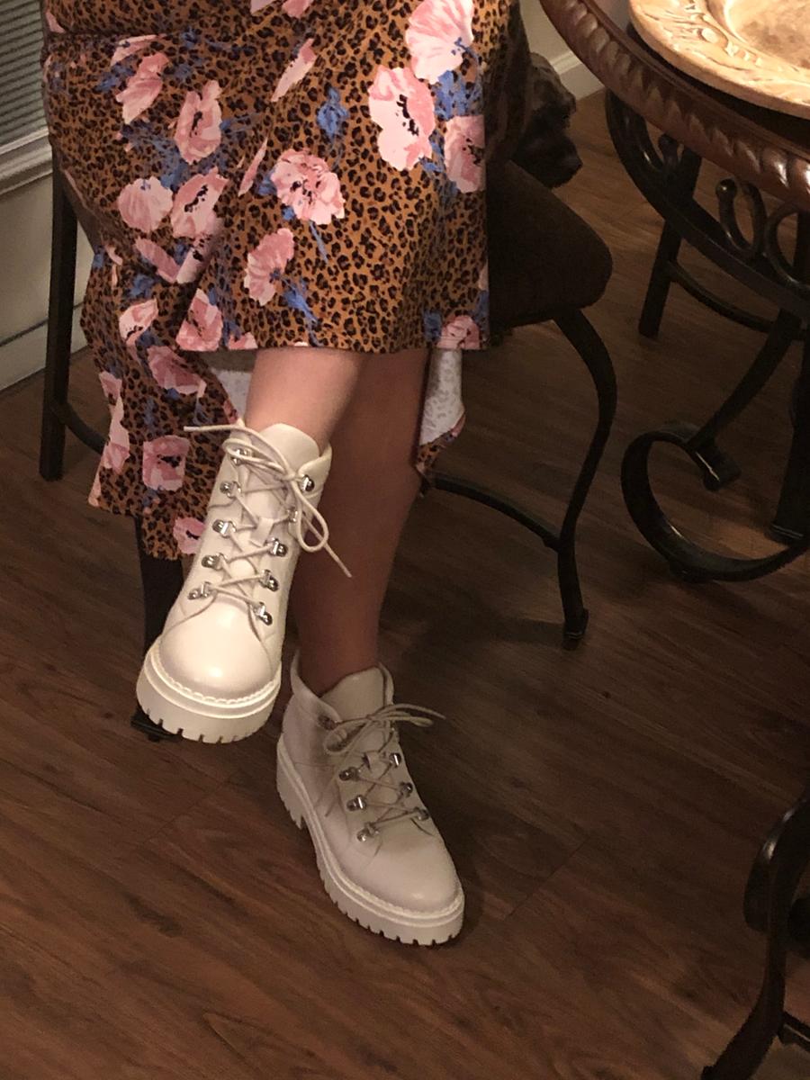 Review Thumbnail Image 0 195629276