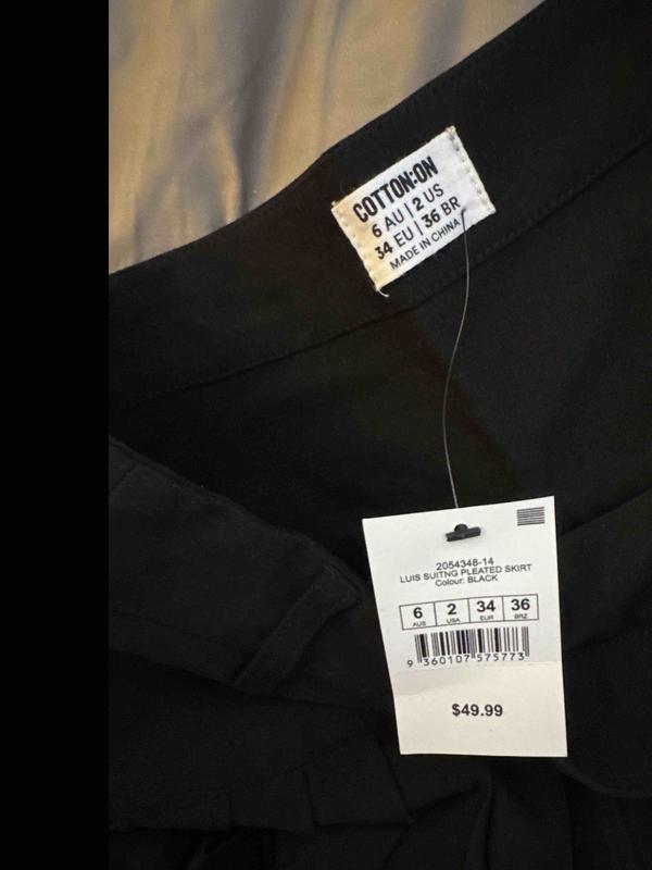 Review Thumbnail Image 0 238890409