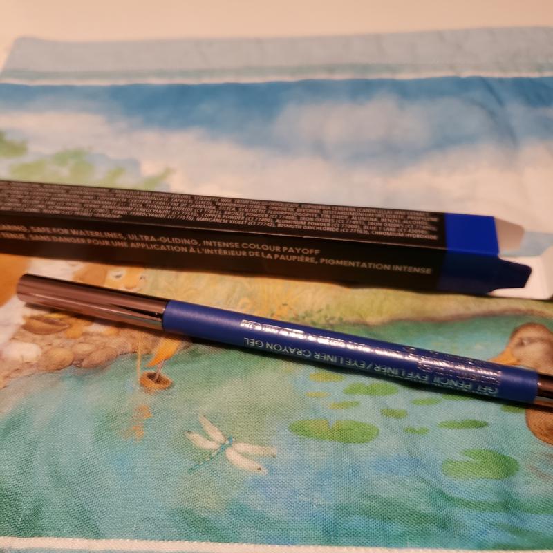 Customer photo for "Useless chalk pencil"