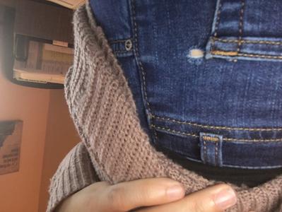 Customer photo for "Amazing fit, poor quality"