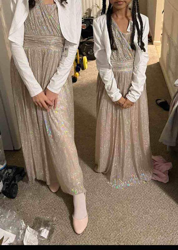 Review Thumbnail Image 0 232681869