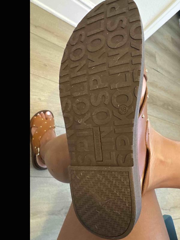 Customer photo for "stylish comfort"