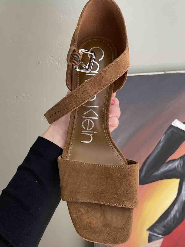 Review Thumbnail Image 0 220566860