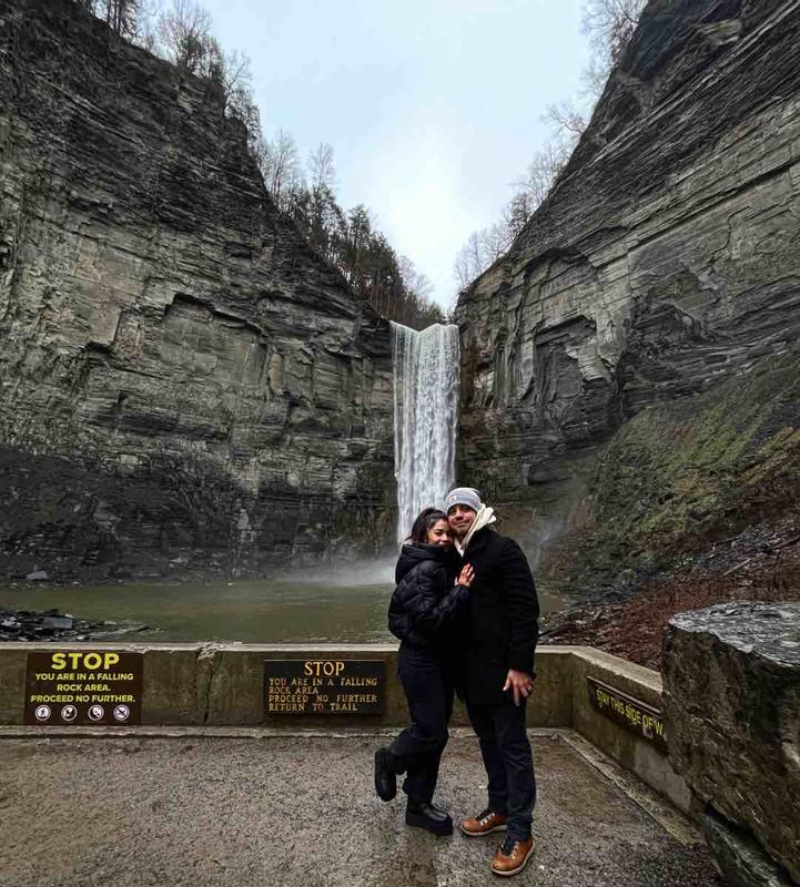 Review Thumbnail Image 0 221660362