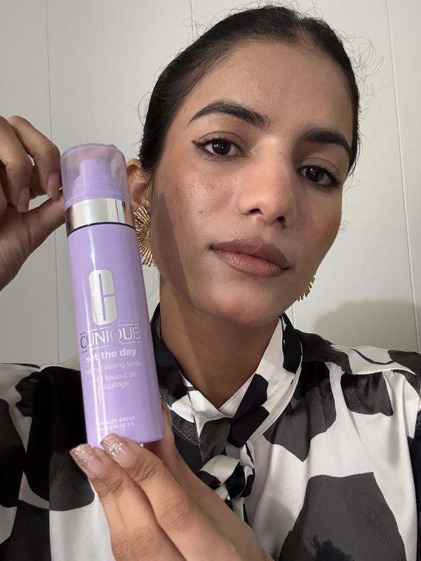 My honest review on Clinique setting spray