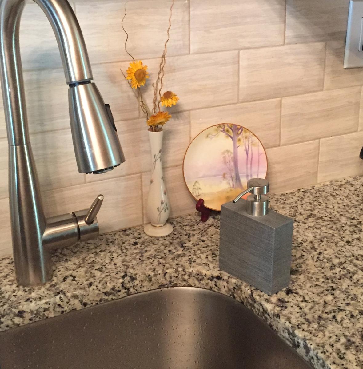 Review Thumbnail Image 0 196425000