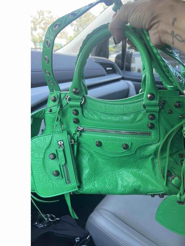 Review Thumbnail Image 1 235100400