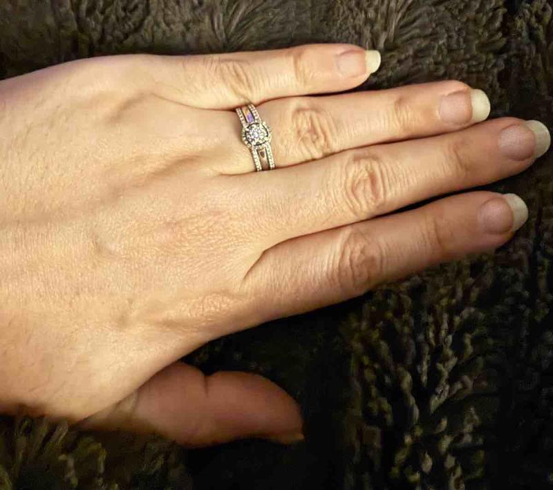 Review Thumbnail Image 1 238640259