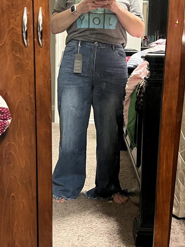 Review Thumbnail Image 0 240746140