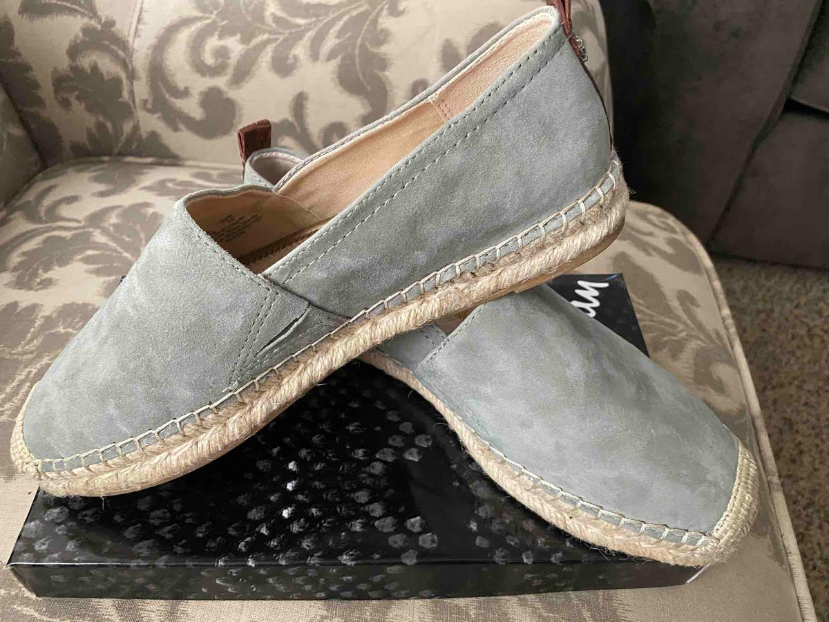 Review Thumbnail Image 0 196505124