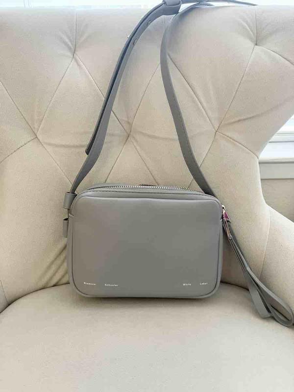 Review Thumbnail Image 0 234860202