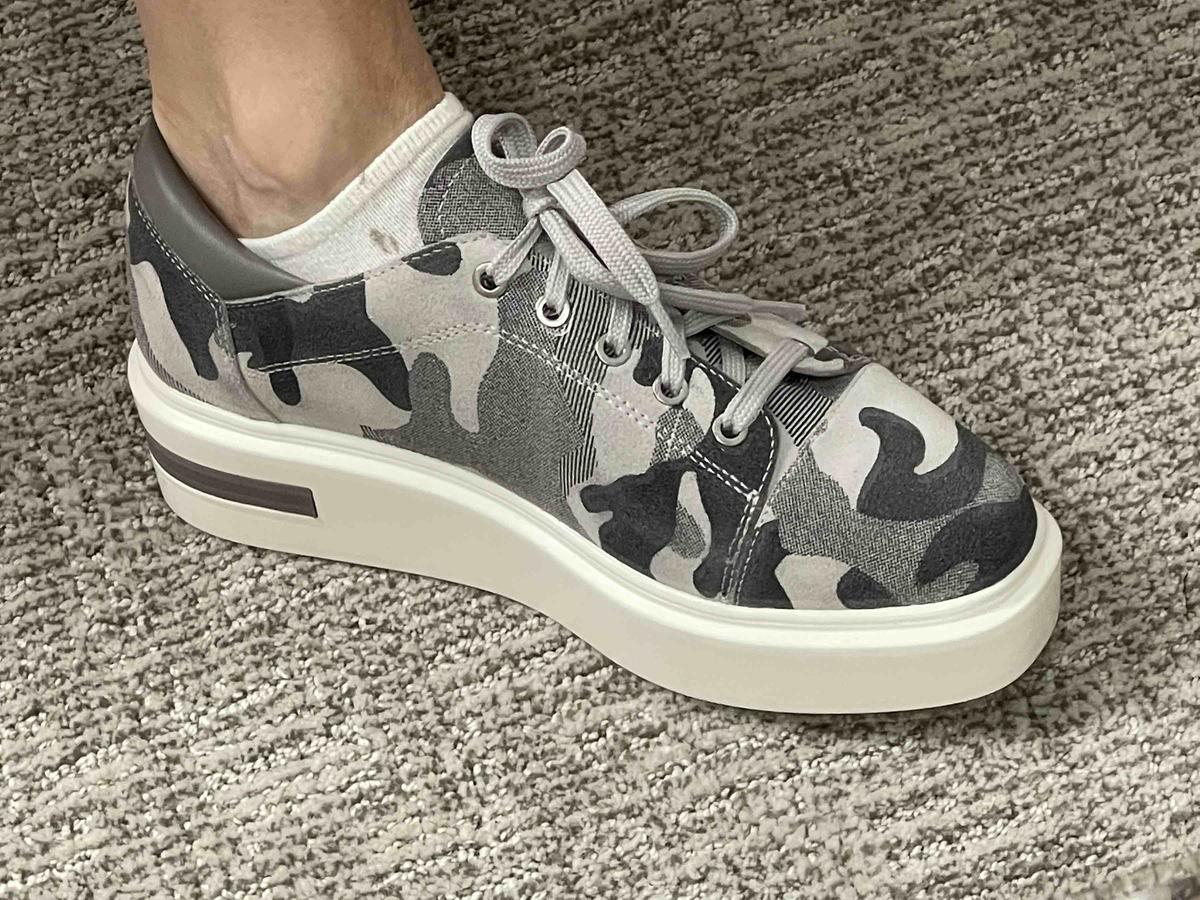 Review Thumbnail Image 3 206868575