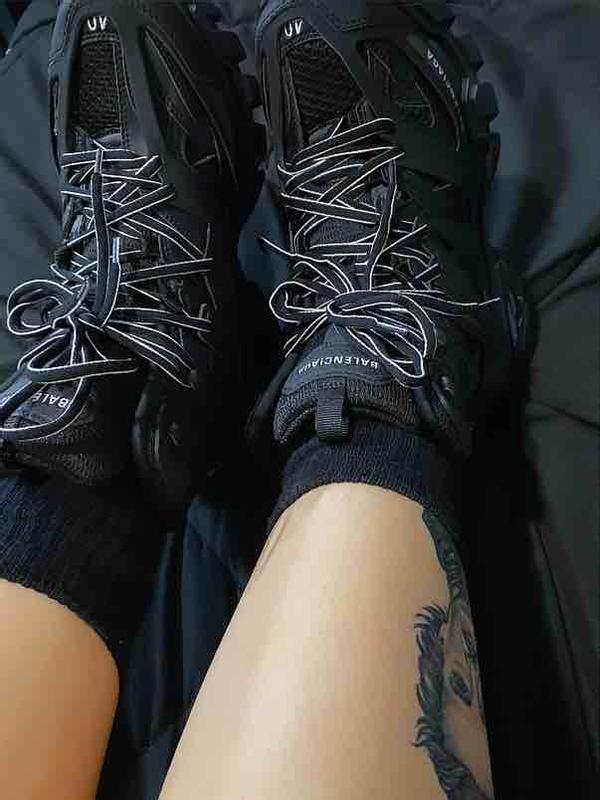 Review Thumbnail Image 0 217859256